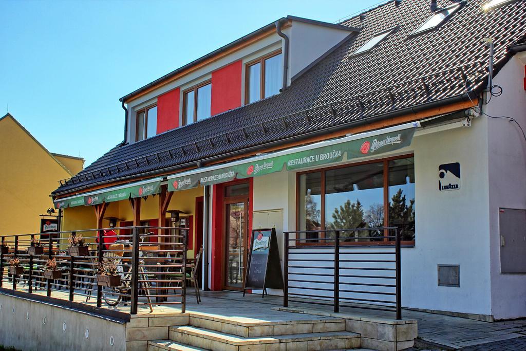 Penzion U Broucka Milevsko Exterior foto